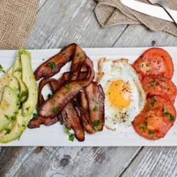 Cob Smoked Uncured Bacon - Image 2